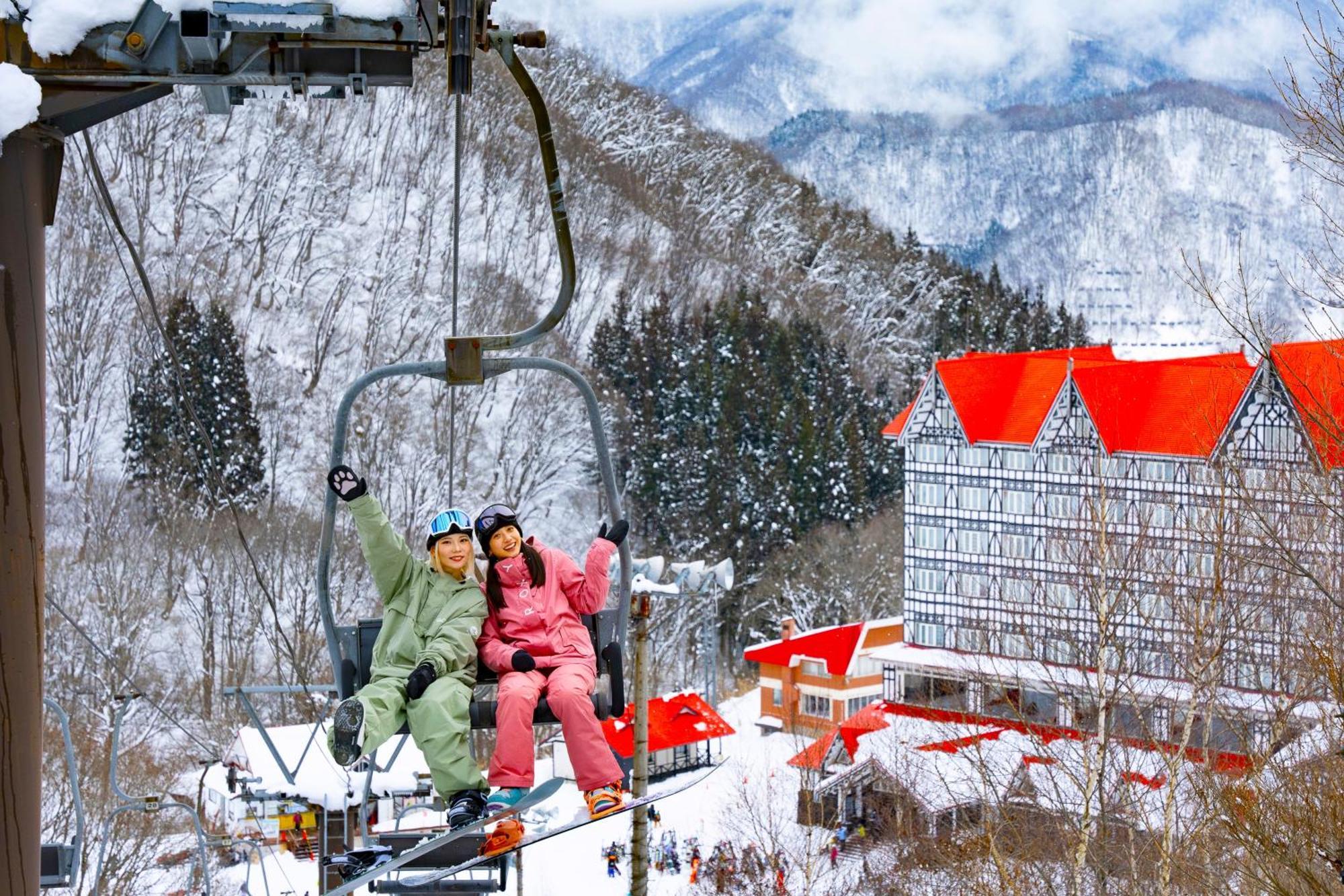 Hotel Green Plaza Hakuba Otari Exterior photo